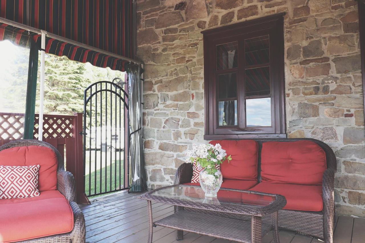 Domaine Steinbach Cidrerie B&B Distillerie Saint-Pierre-de-l'Ile-d'Orleans Экстерьер фото
