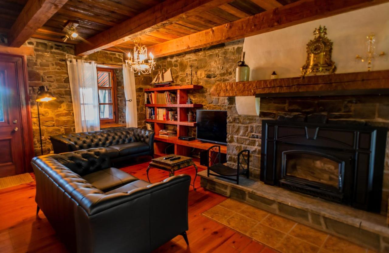 Domaine Steinbach Cidrerie B&B Distillerie Saint-Pierre-de-l'Ile-d'Orleans Экстерьер фото